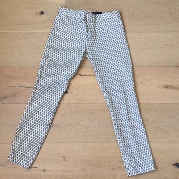 GAP 2R KINNY ANKLE CAPRI PANTS IN WHITE IKAT PRINT - Picture 3 of 5